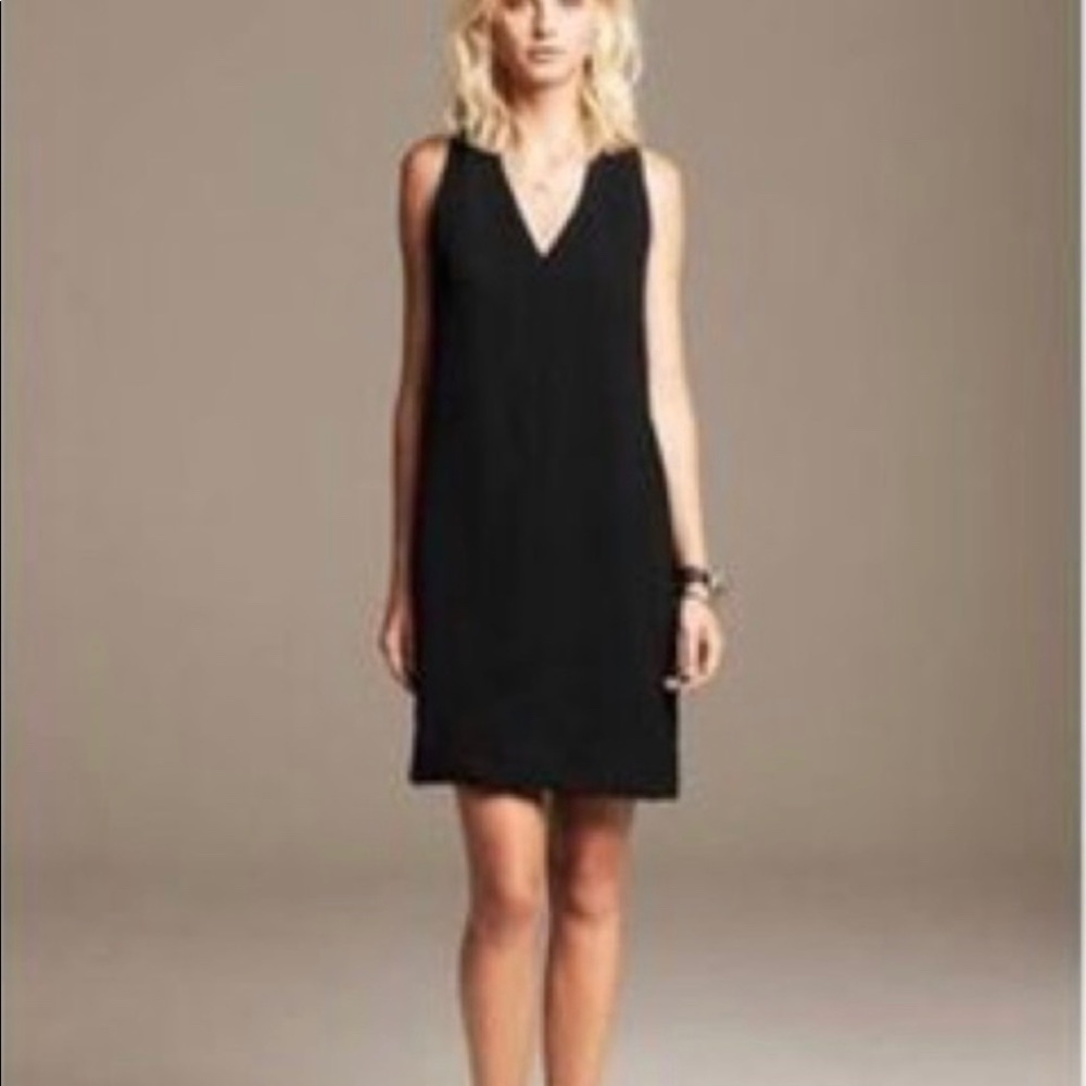 Banana Republic Women's Black Classic T- Back Dress Size Small New With Tags